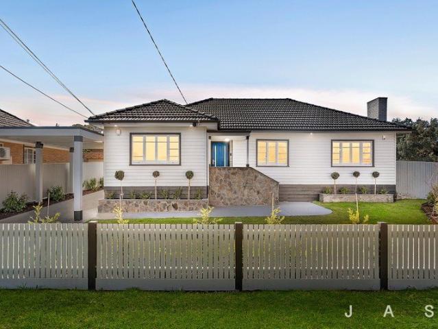 Meticulously Renovated For Sophisticated Family Living