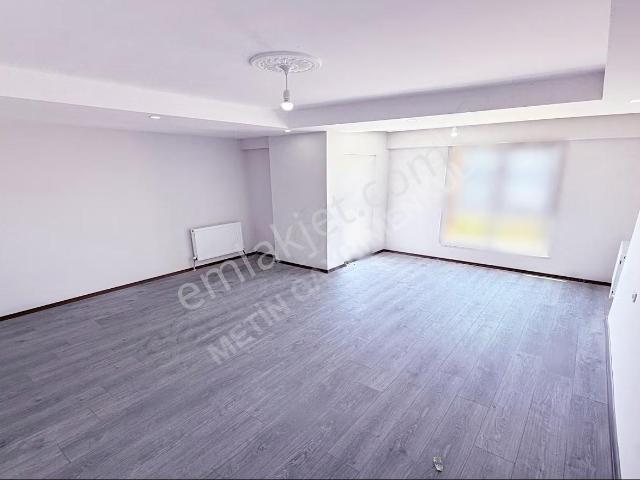 Metin Yapı'dan Asansörlü Ön Cepe Sıfır 2+1 Kiralık Daire!
