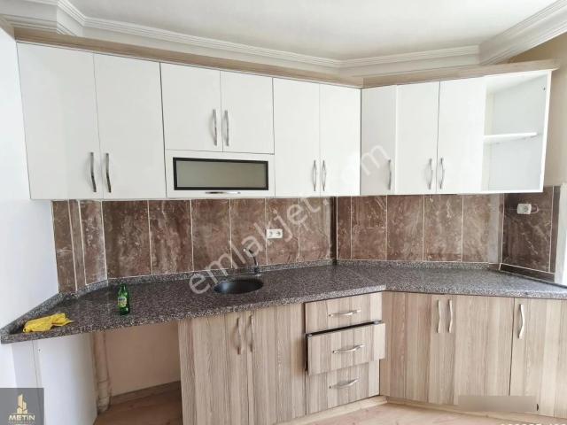Metin Gayrimenkul’den Mezitli Yeni Mahhale’de Merkezi Konumda 3+1 Kiralık Daire