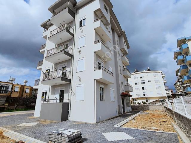 Metrekare Emlak'tan Asansörlü Arakat 2+1 Satılık Daire
