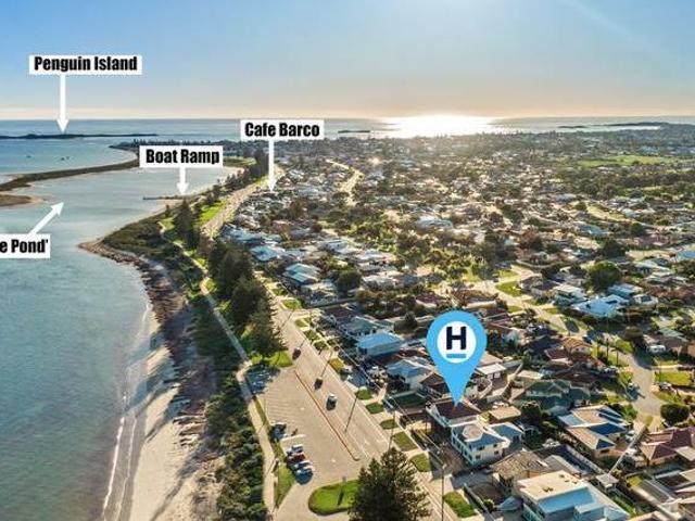 Metres to Magnificent Indian Ocean and Pristine Beaches