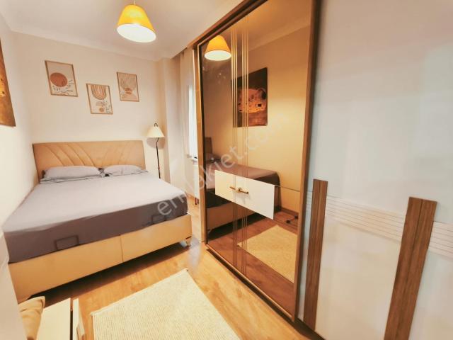 Metro 10 12 Dk.yürüme Sıfır Bina Giriş Kat Full Eşyalı 1+1 Daire