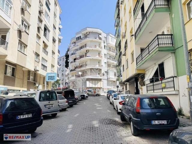 Metro Ve Ata Durağı Yakını Arakat Asansörlü 3+1 Satılık Daire