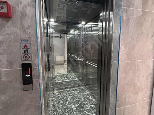 METRO VE METROBÜSE KOMŞU SATILIK 2+1 DAİRE