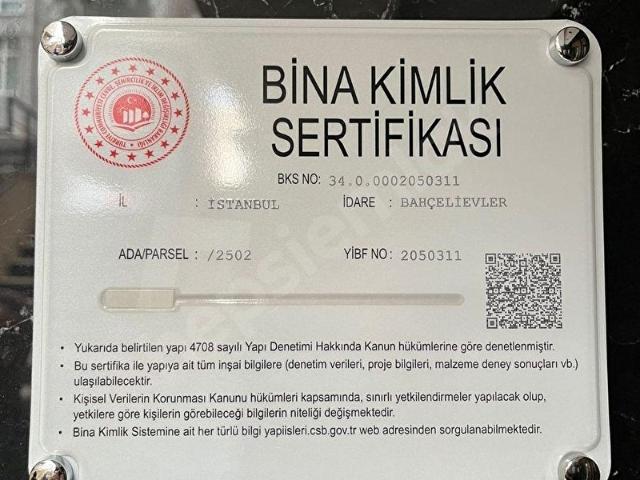 Metro Ve Metrobüse Yakın Namık Kemal Cad. Kupon 3+1