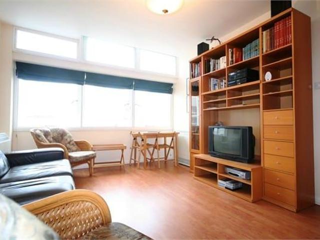Metro Central Heights, Elephant &. 2 bed apartment to rent £2,300 pcm £531 pw