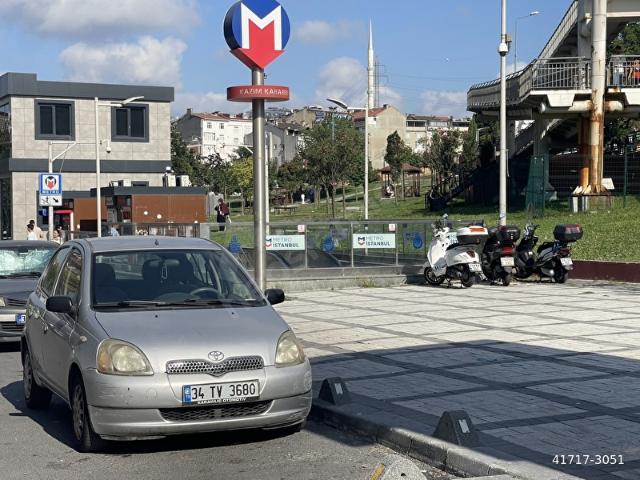 METRO DURAĞI YANİ BAŞINDA BAYAN ÖĞRENCİYE VE BAYAN BEKAR ÇALIŞANA UYGUN PAYLAŞIMLI FULL EŞYALI ODALA