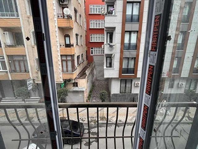 METRO METROBÜSE KOMŞU KELEPİR 2+1 DAİRE