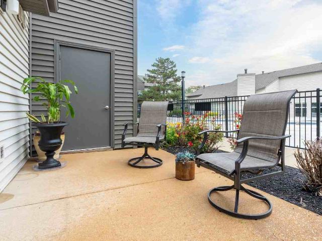 Metro on 5th 1 Bedroom Apartment for Rent at 901 Time Centre Dr, Saint Charles, MO 63303