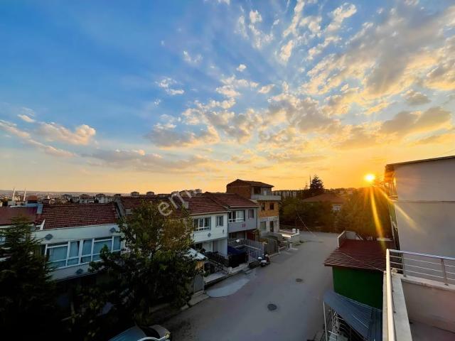 Metromall Avm Yürüme Mesafesinde Bahçeli Masrafsız 6+2 Villa