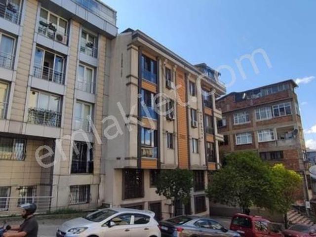 Metronun Hemen Yanı Başında 2+1 85m2 Kiralık Daire