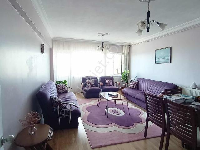 Metrobüs Yanı 100 M² 2+1 1.kat Tertemiz Kiralık