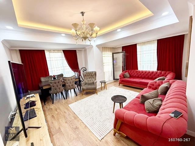 METROBÜSE 1 DK YÜRÜME MESAFESİNDE ÇOK GENİŞ 3+1 LÜX DAİRE
