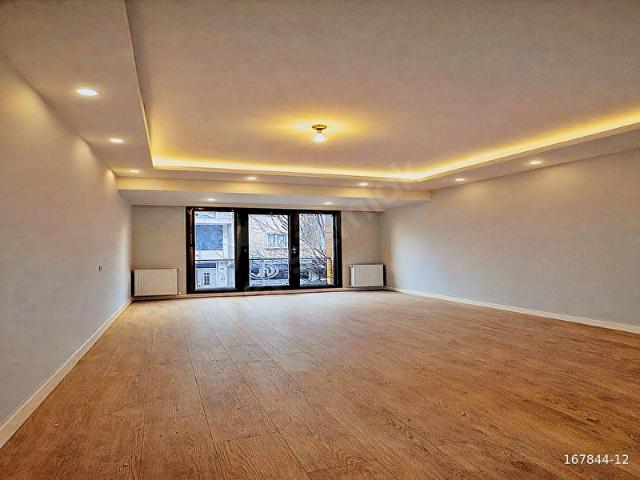 METROBÜSE 5DK YÜRÜME SATILIK SIFIR İNŞAAT 2+1 LÜKS DEKORLU DAİRE