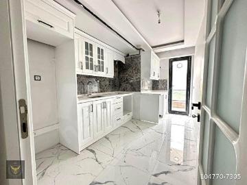 METROBÜSE KOMŞU YÜKSEK KİRA GETİRİLİ 2+1 SIFIR DAİREMİZ.