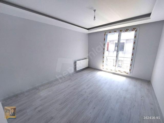 METROBÜSE YAKIN ASANSÖRLÜ AYRI GİRİŞLİ 3+2