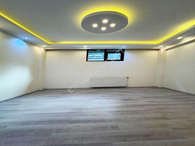 Metrobüse Yürüme Mesafesinde 3+1 125m2 Krediye Uygun Daire