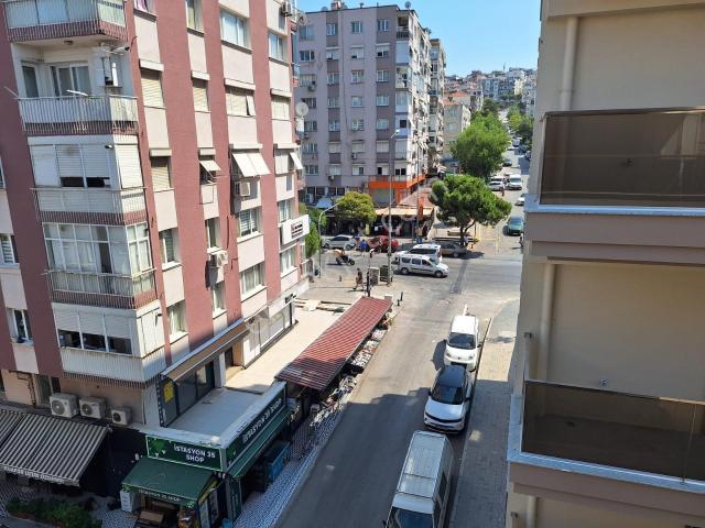 Metrocıkışı Pazaryeri Hastane Yakını Genc Bina Otoparklı