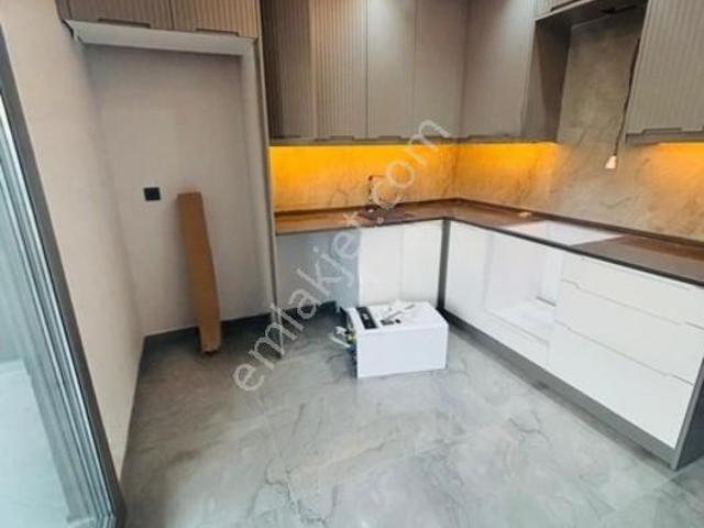 Metropol Emlaktan Depozitosuz Sıfır Kiralık Daire