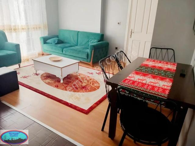 Metropol Emlaktan Şişli Esentepede Full Eşyalı Kiralık Daire