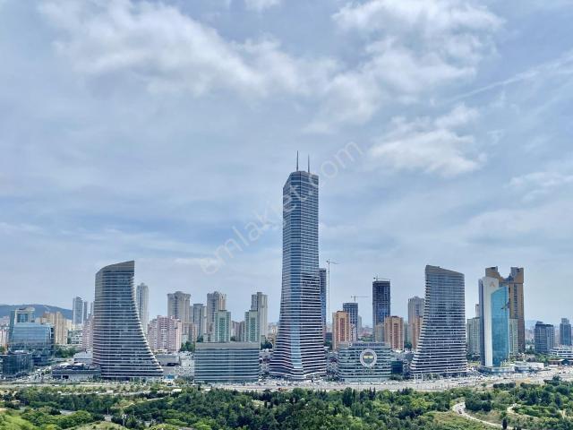 Metropol İstanbul 1+0 Satılık Boş Stüdyo Daire