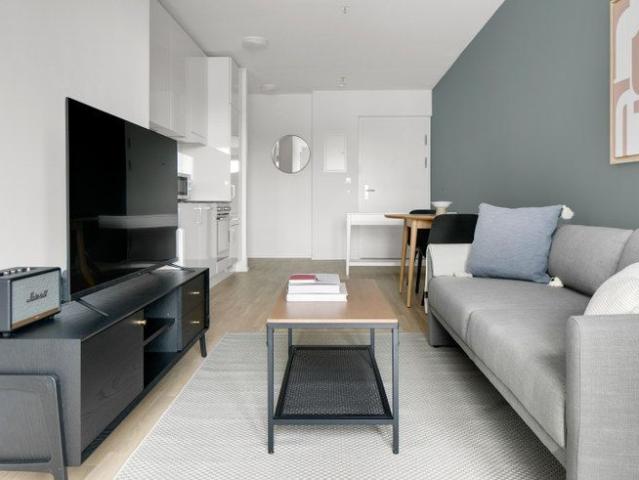 Metropolitan, Karl Popper Straße 5