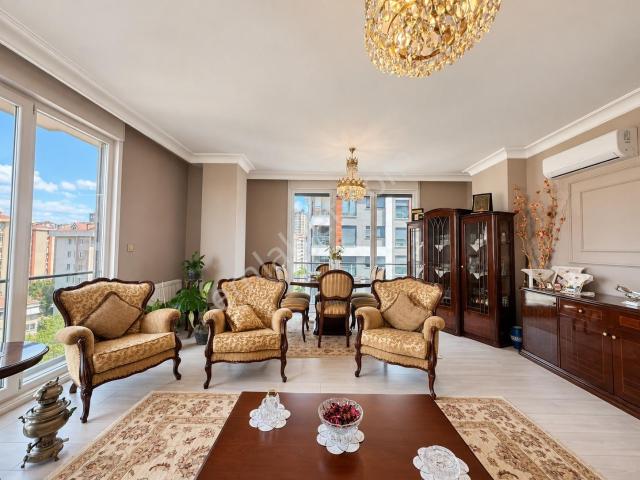 Metroya,minibüse,marmaraya Yakın Yeni Binada,iskanlı 150m² 3+1