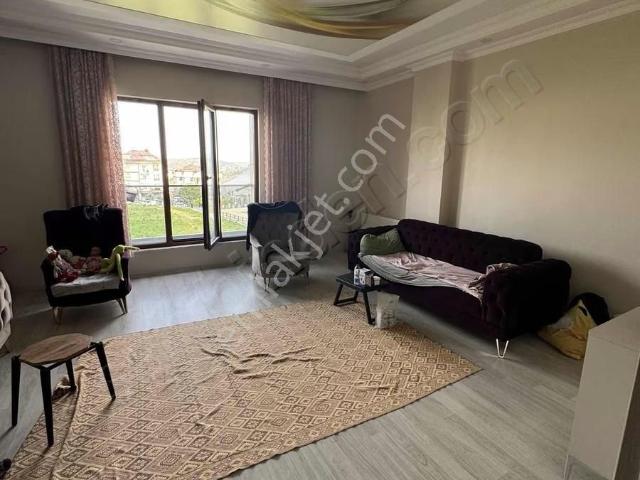 Metroya Çok Yakın Kiralık 2+1 Yüksek Giriş Daire