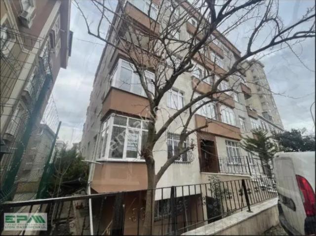 Metroya Yürüme Mesafesi Elalmış Caddesinde 2 +1 Arakat Kiralık