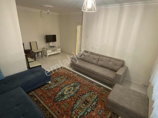 Metroya Yürüme Mesafesinde Eşyalı Kiralık Daire