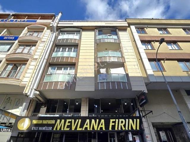 Metroya Yakın Asansörlü Daire