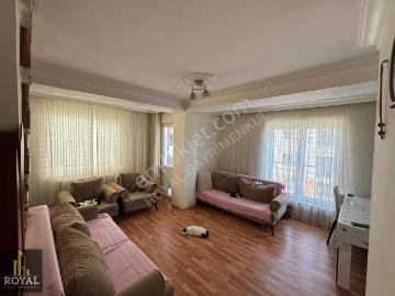 Metroya 3 Dakika | Parseller'de 200 M² Geniş 6+1 Çatı Dubleksi
