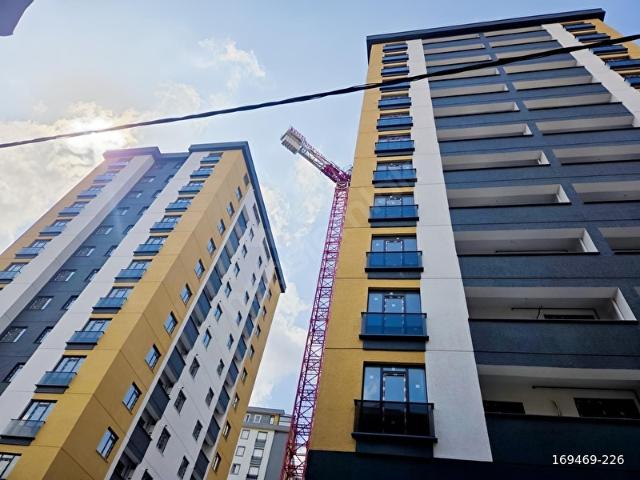 METROYA 4 DK YÜRÜME SIFIR 3+1 120 m2 ÖNÜ AÇIK K.OTOPARK GÜVENLİK