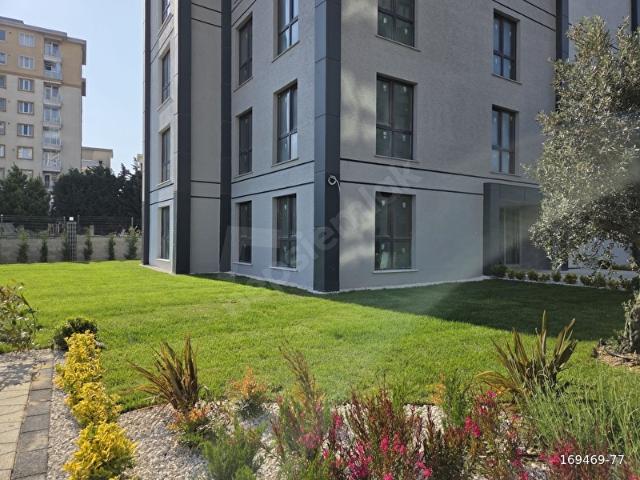 METROYA 6 DK SIFIR SİTE 2+1 80 m2 GİRİŞ BALKONLU EBANYO KAMELYA
