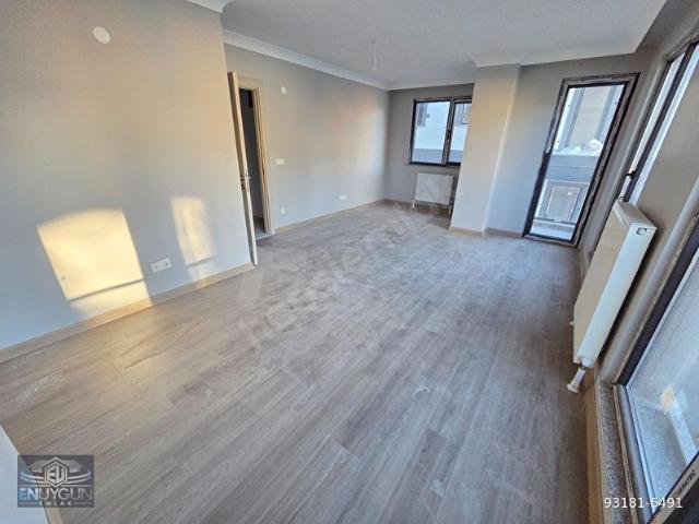 METROYA 700 METRE MANSARD ÇATI YÜKSEK TAVAN ÖN CEPHE SIFIR DUBLEKS DAİRE 4+1