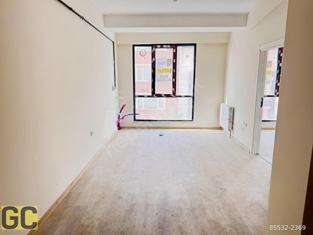 METRO'YA 7dk 1.Kat 1+1 60m2 ASANSÖRLÜ 2.KAT SIFIR DAİRE