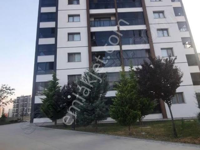 Metroya 800 Metre Yürüme Mesafe Sıfır Ayarında 4+1 Lüks Daire