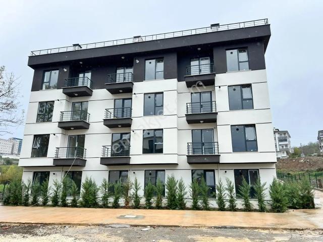 Metsa'dan Konuralp Patara Sitesinde Özel Yapım 1+1 Satılık Daire