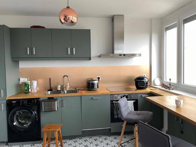 Meublé Croix Rousse 1950€/mois + charges incluant chauffage