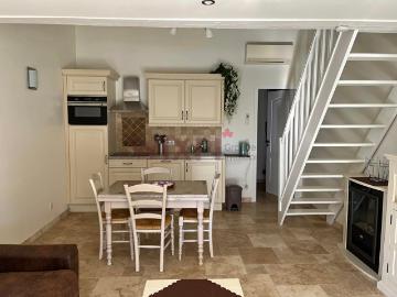 Appartement à louer à Alpes - Parking, Cuisine équipée