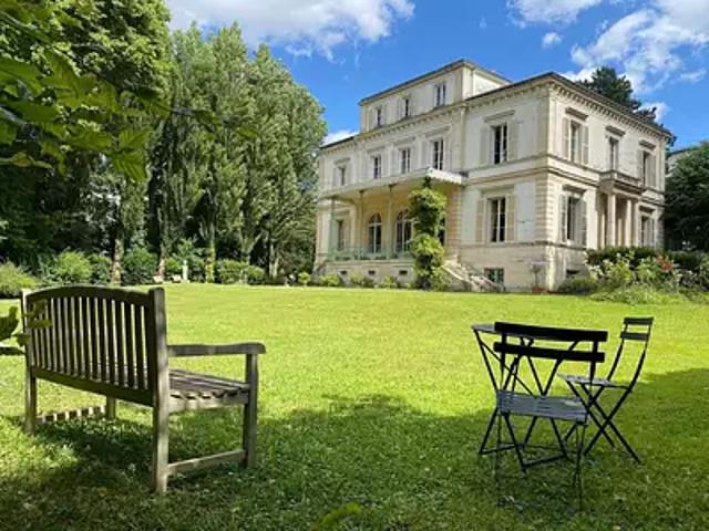Meudon 92190 Achat / Vente appartement 8 pièces t8 terrasse balcon