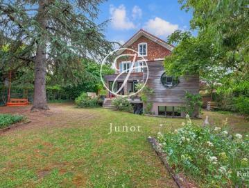 Meudon CENTRE Maison 250m² Terrain 600m²