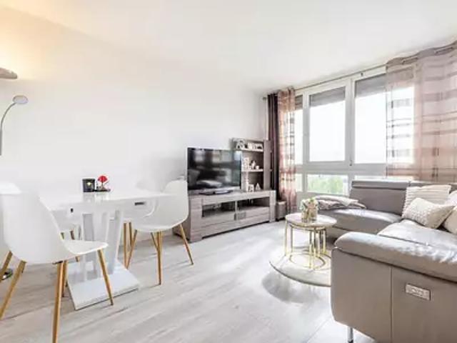 Meudon la Forêt 92360 Achat / Vente appartement 3 pièces t3 au dernier étage cave