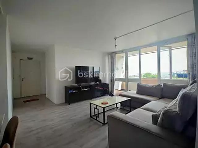 Meudon la Forêt 92360 Achat / Vente appartement 5 pièces t5 au dernier étage cave