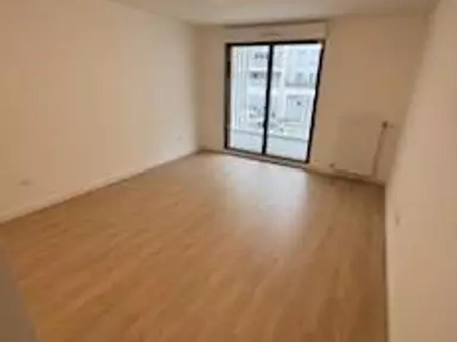 Meudon la Forêt 92360 Location appartement 1 pièce t1 balcon