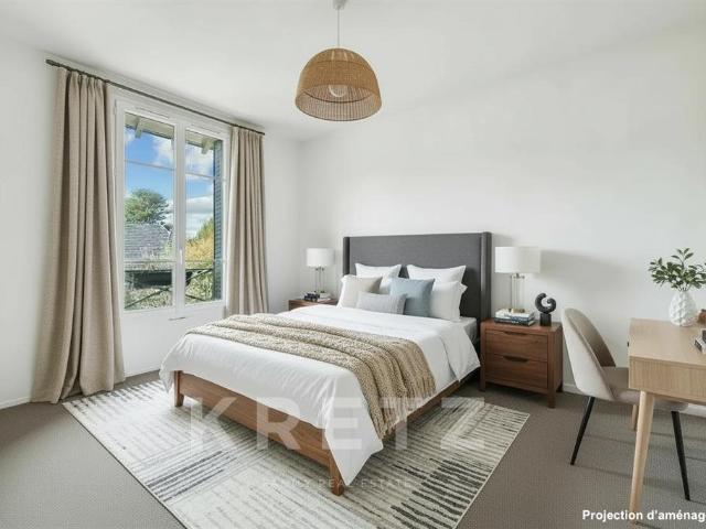 Meulière familiale avec espace indépendant 290m² La Celle Saint Cloud
