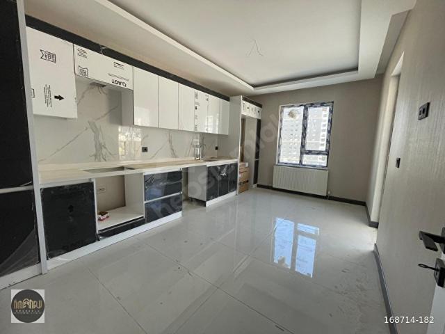 MEVLANA MAH. SİTE İÇİ SIFIR LÜKS 3+1 125 m2 EBEVEYN BANYOLU