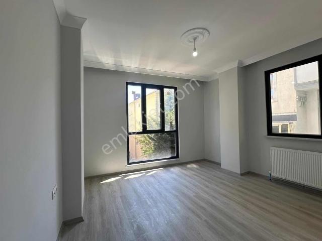 Mevlana Mahallesinde Satılık 2+1