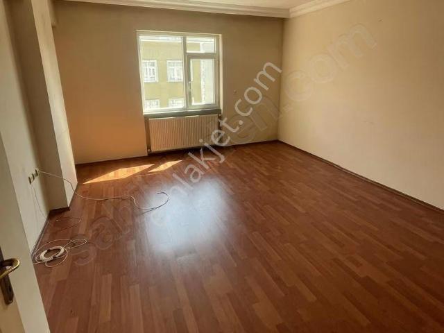 Mevlana Emlaktan Mevlana Mahallesinde Kiralık 2+1 Daire