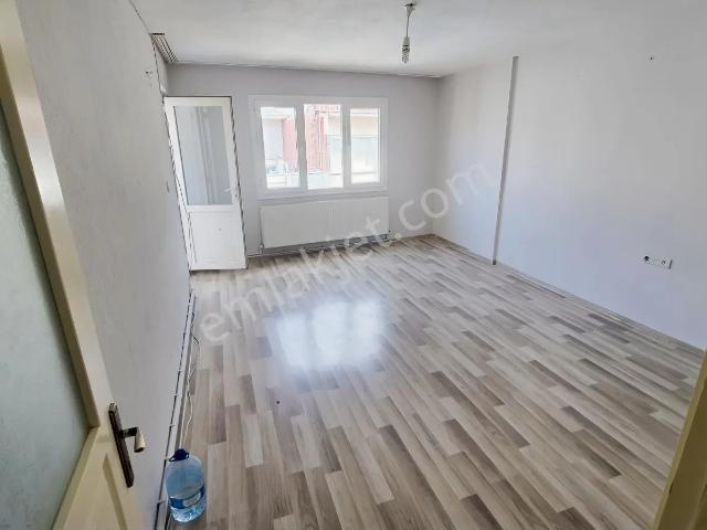 Mevlana'da Kiralık Doğalgazlı 2+1 Daire